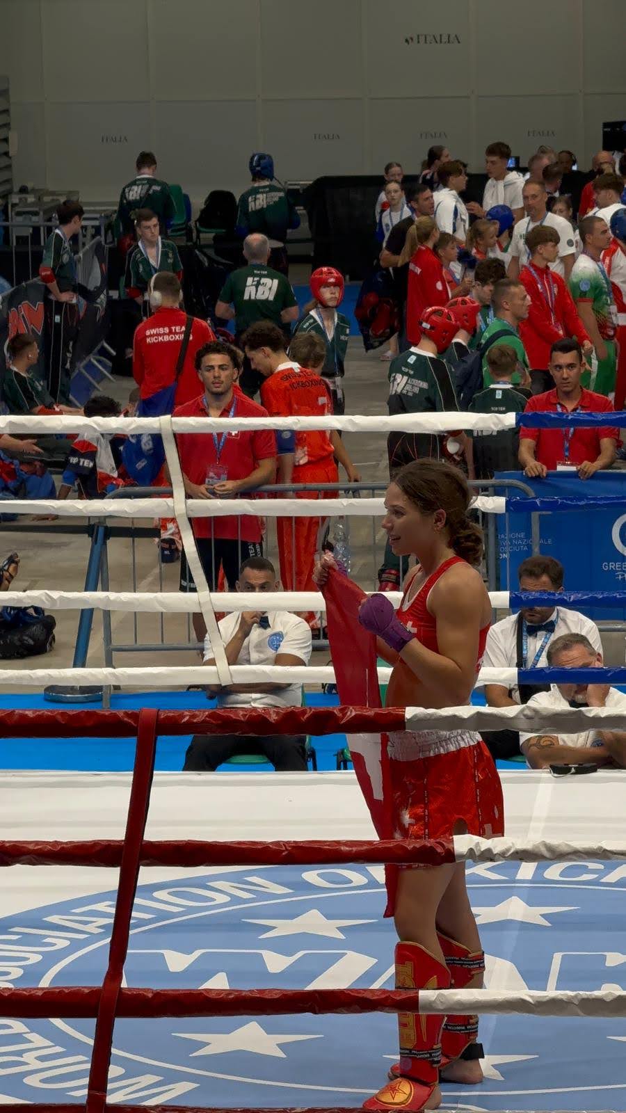 Eva Tschanz in the ring at competition